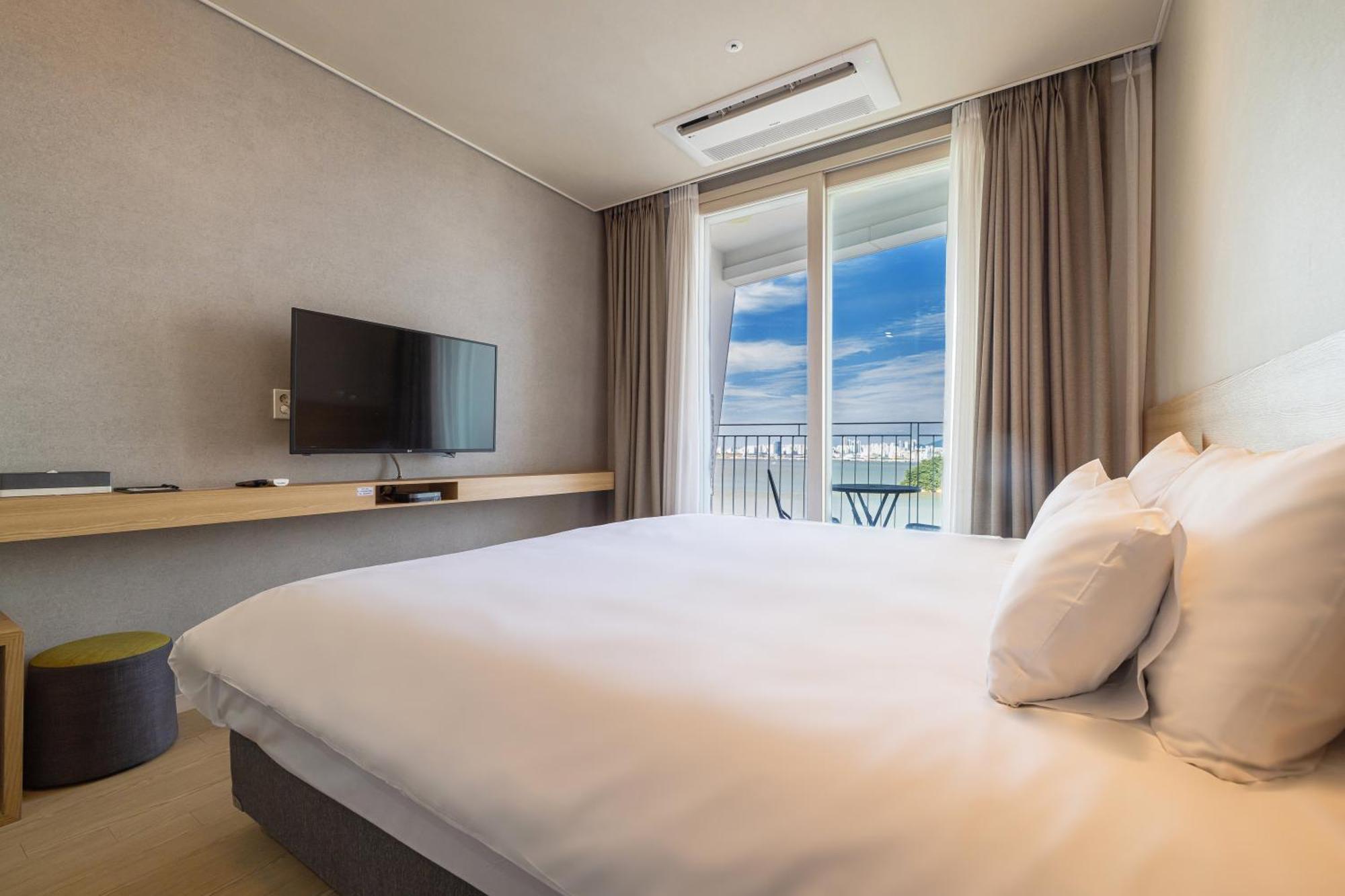 Ocean Soleview Hotel Incshon Kültér fotó