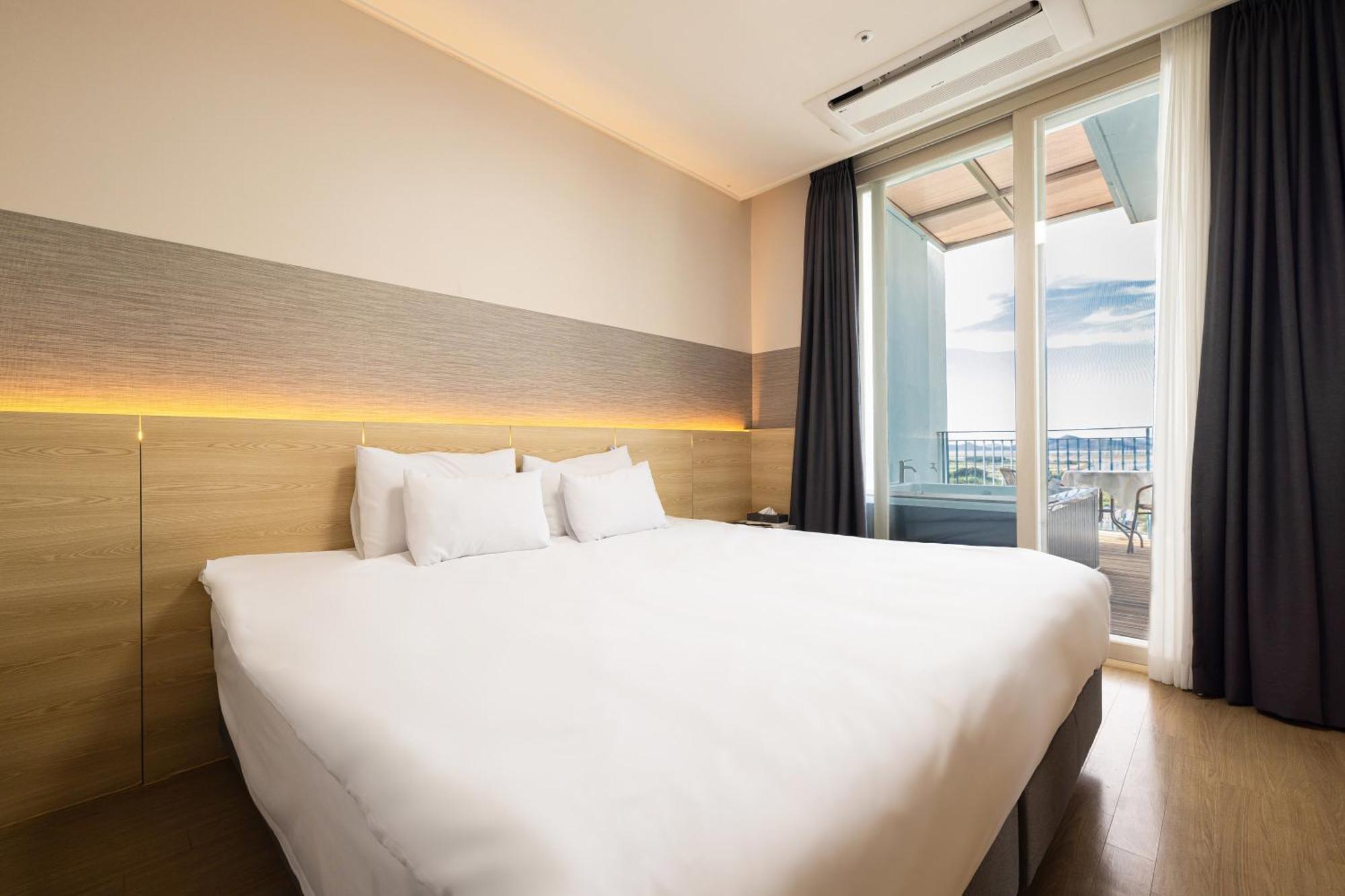 Ocean Soleview Hotel Incshon Kültér fotó