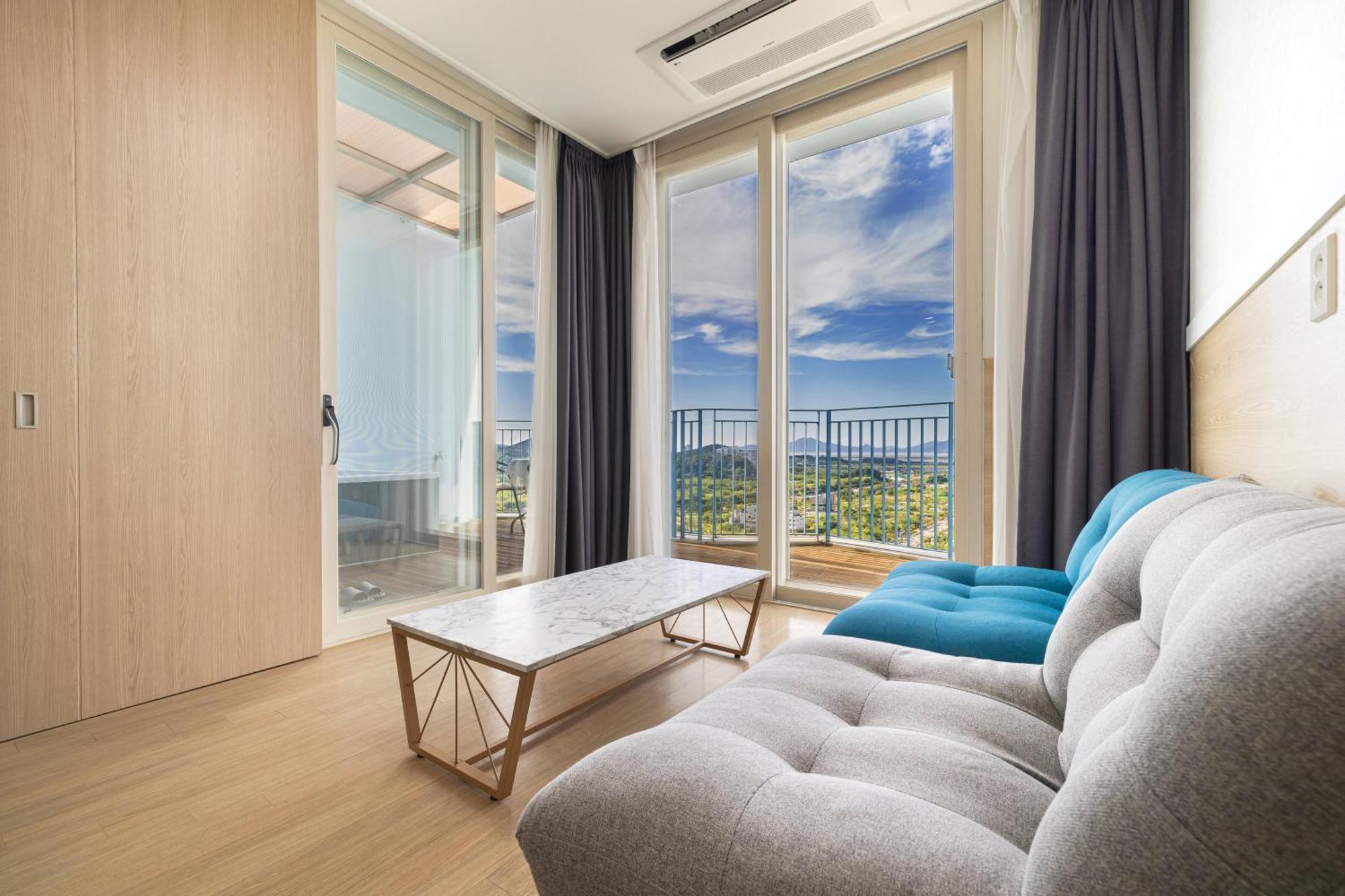 Ocean Soleview Hotel Incshon Kültér fotó