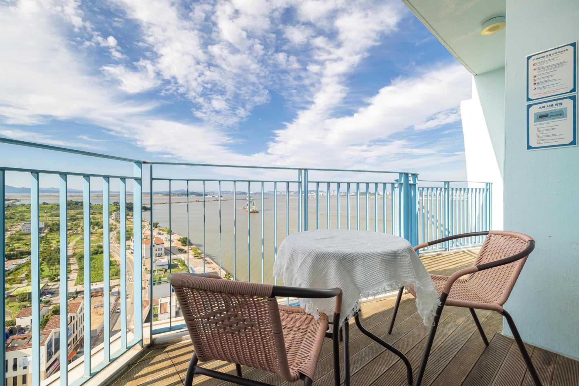 Ocean Soleview Hotel Incshon Kültér fotó