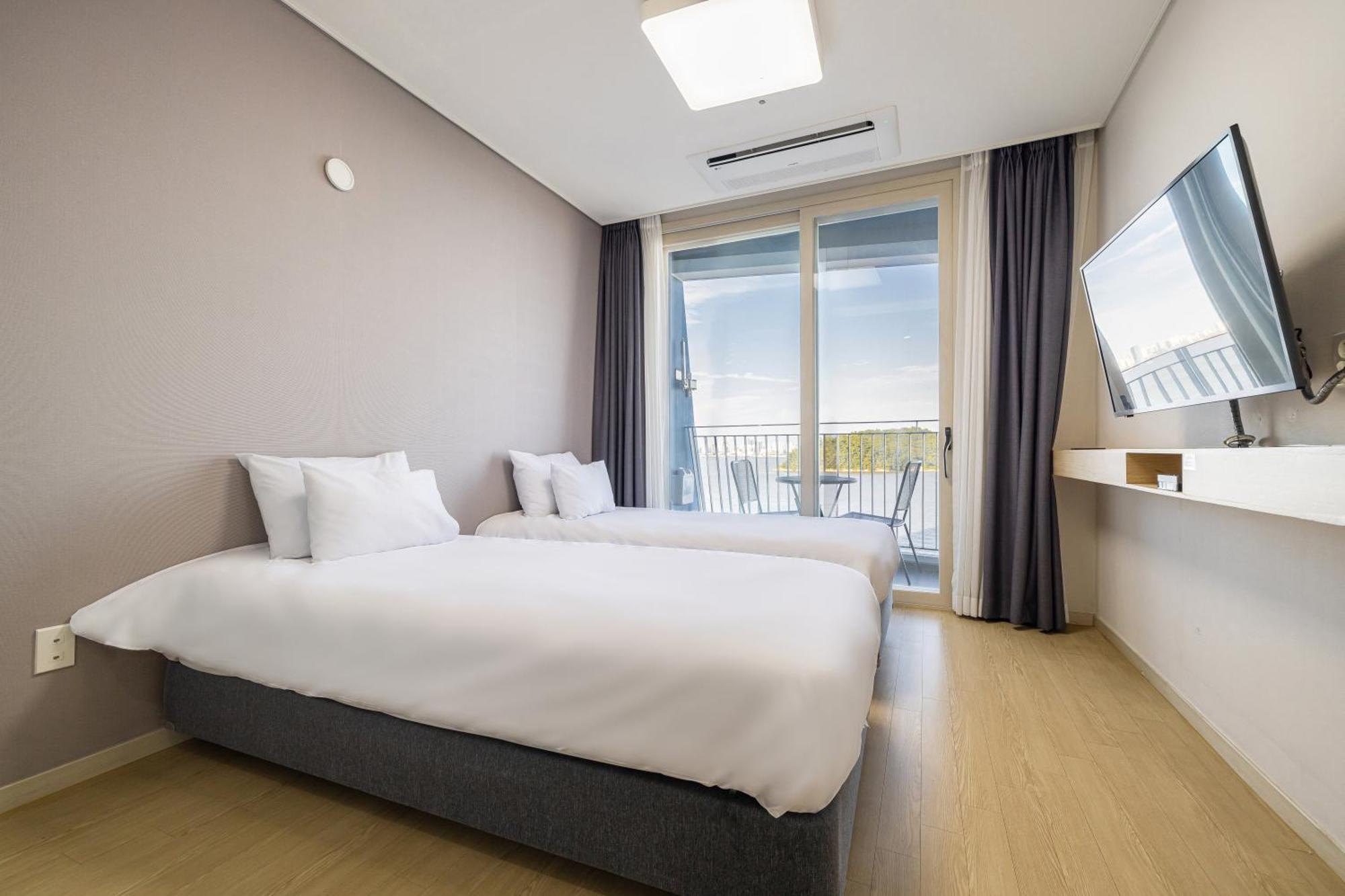Ocean Soleview Hotel Incshon Kültér fotó