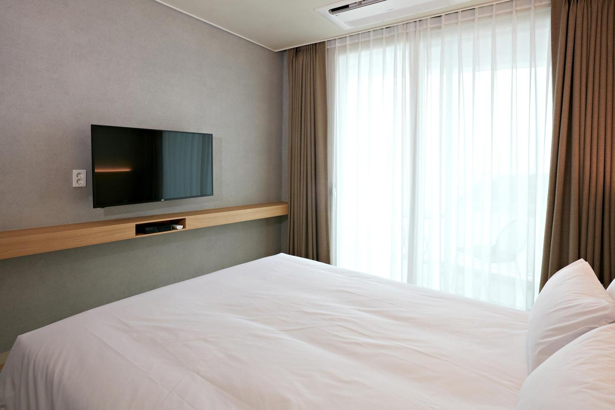 Ocean Soleview Hotel Incshon Kültér fotó