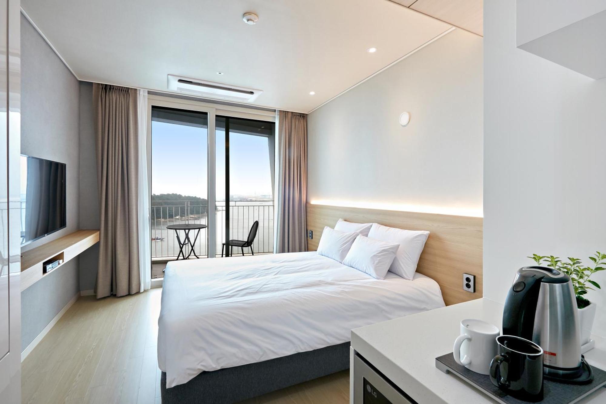 Ocean Soleview Hotel Incshon Kültér fotó