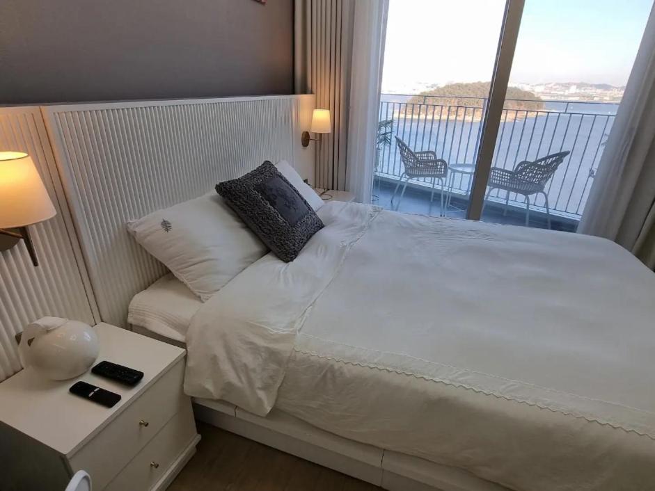 Ocean Soleview Hotel Incshon Kültér fotó